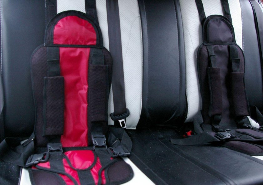 Бескаркасное кресло автомобильное