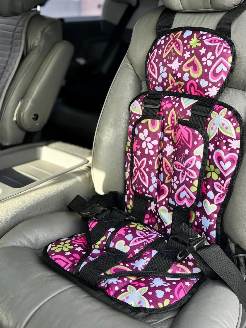 Бескаркасное автокресло детское