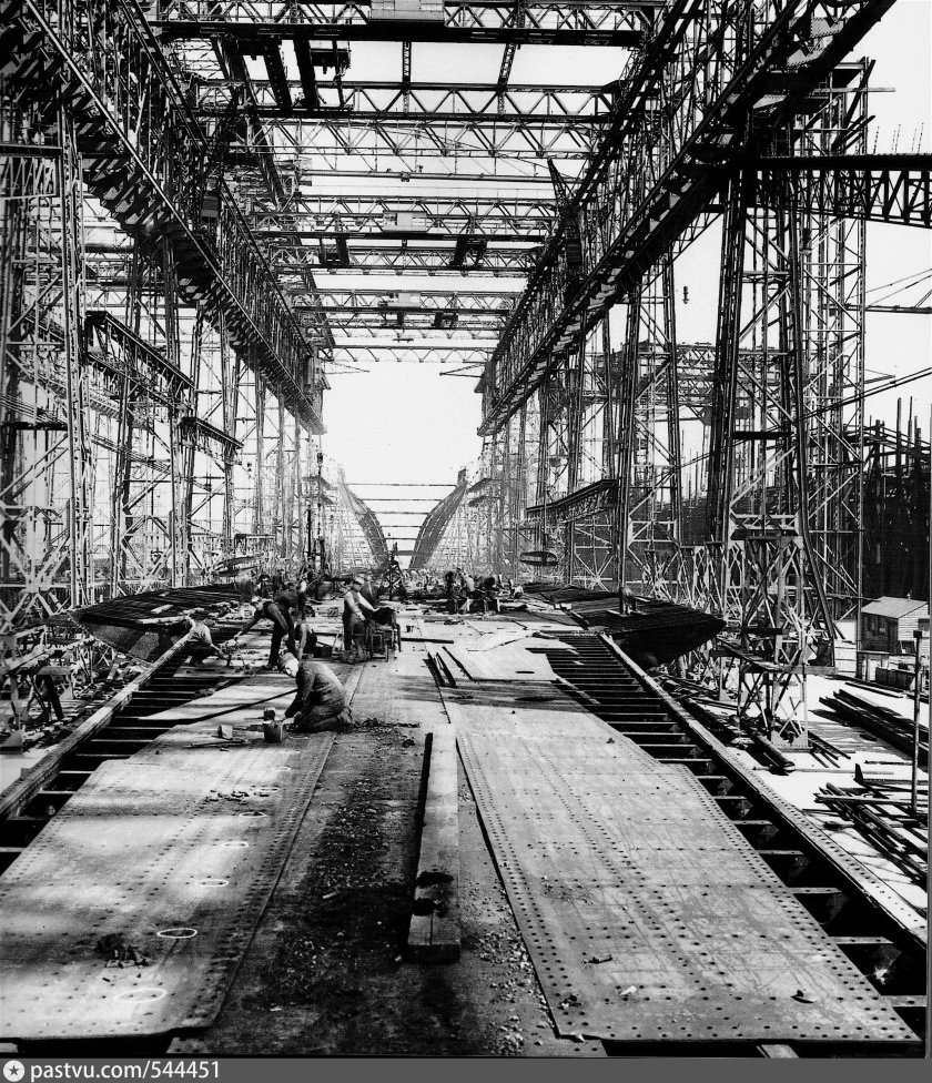 Харленд энд Вулф