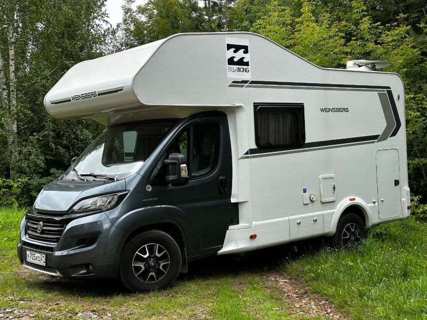 Альковный автодом