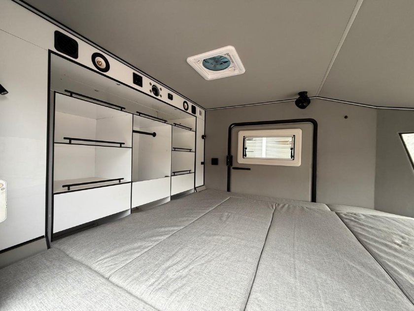 Прицеп кемпер