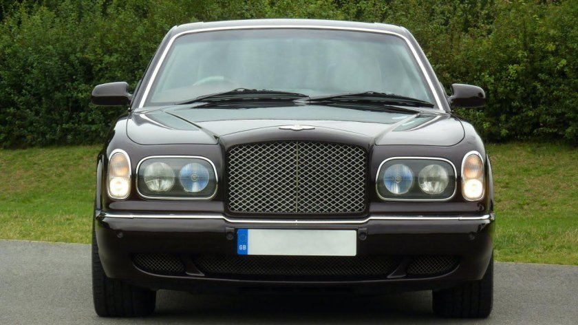 Bentley старый Arnage