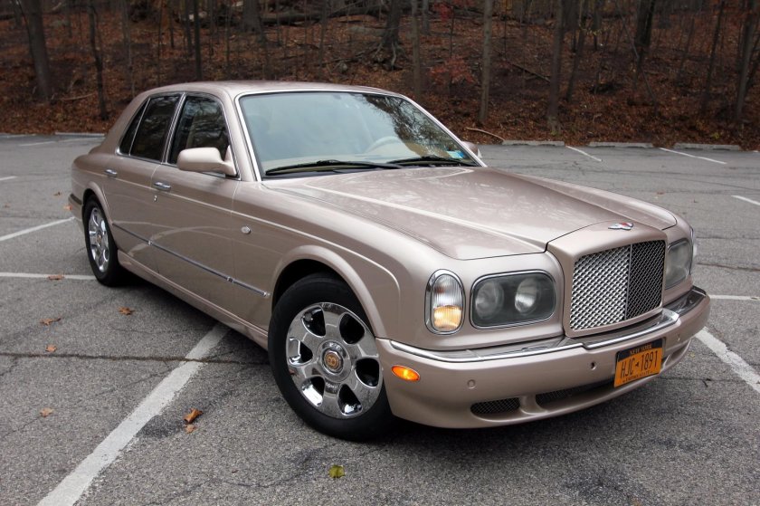 Бентли Арнаж 2000