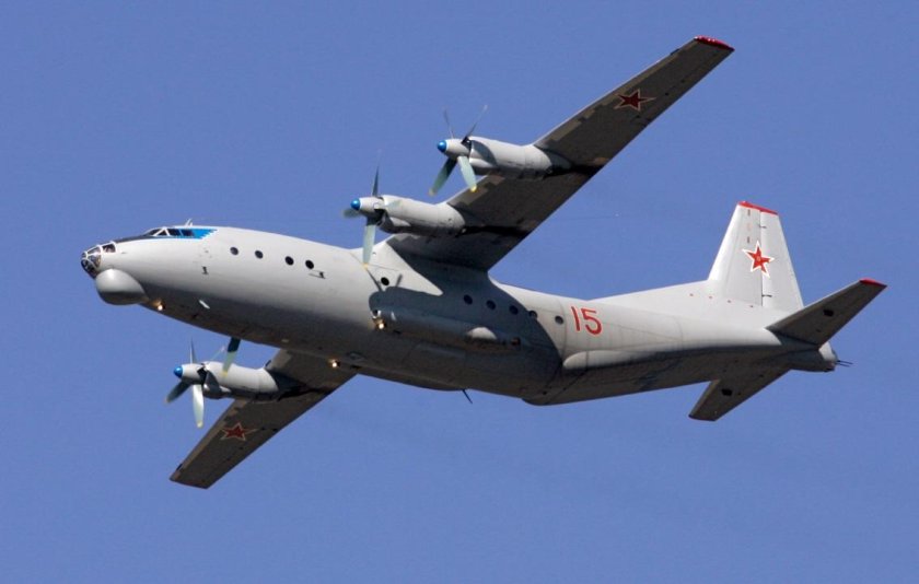 АН 12 военный