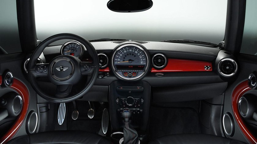 Mini John Cooper works салон