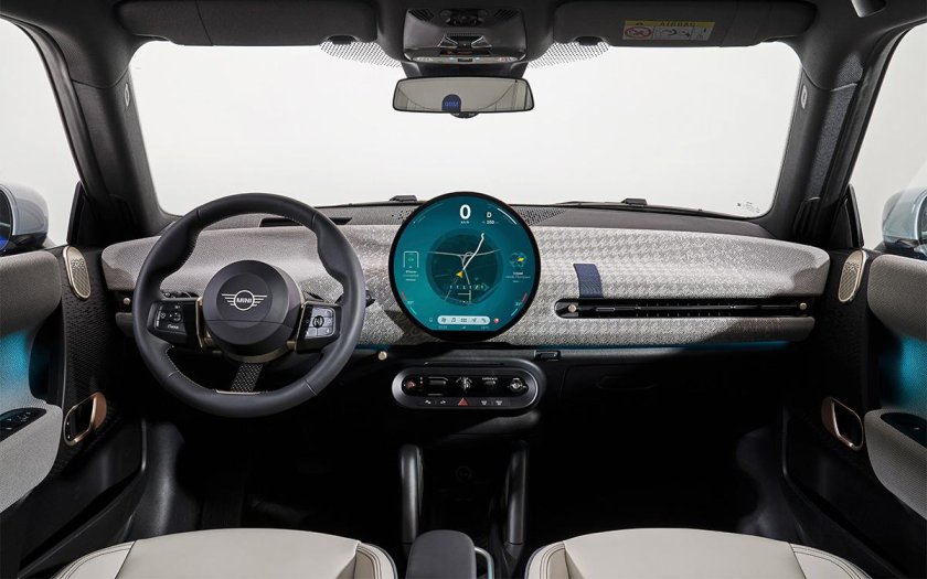 Mini Cooper 2024 салон
