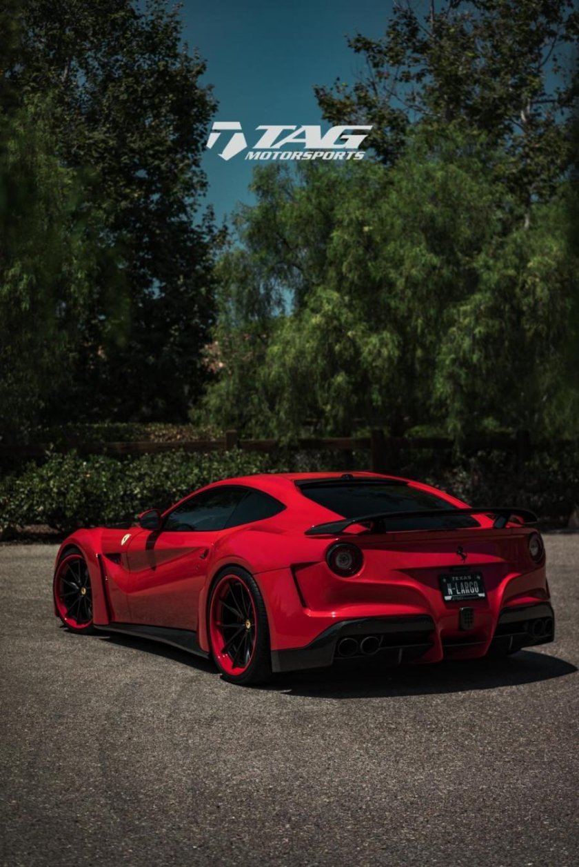 Феррари ф12 Берлинетта