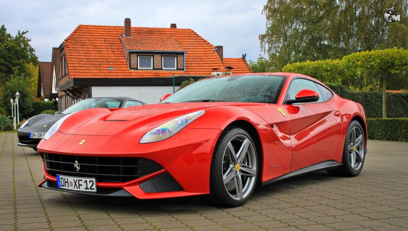 Ferrari ф12 Берлинетта