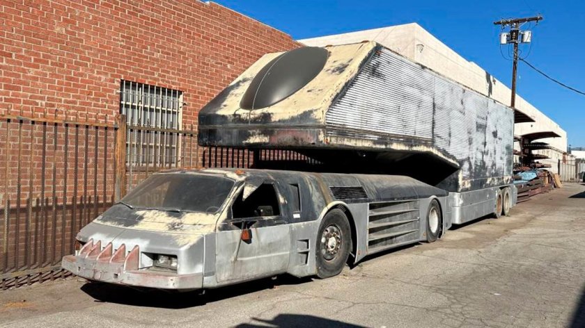 Тягач Peterbilt 760