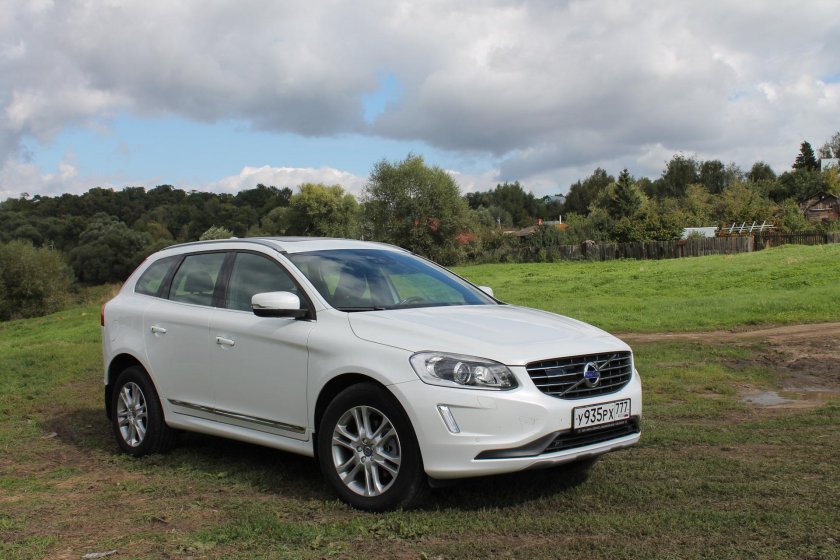 Вольво хс60 белая