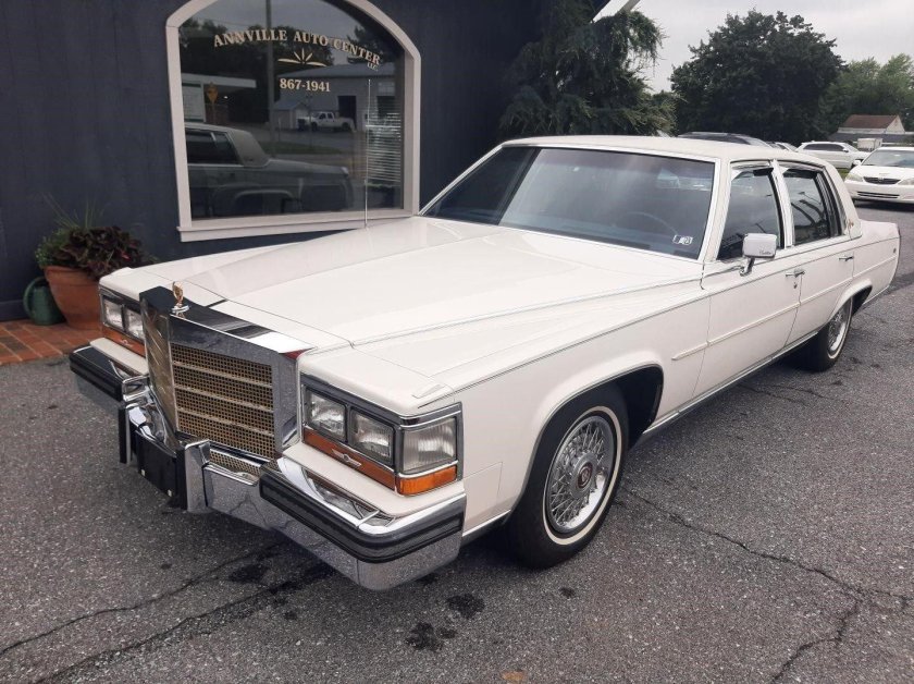 1988 cadillac fleetwood brougham