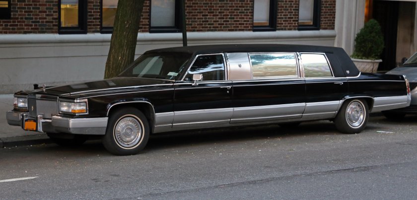 Cadillac Brougham 1992