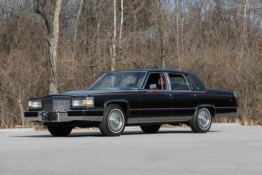 Cadillac Brougham 1992