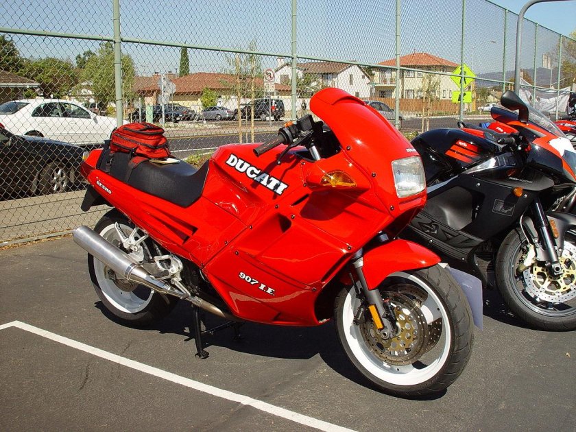 Ducati 907