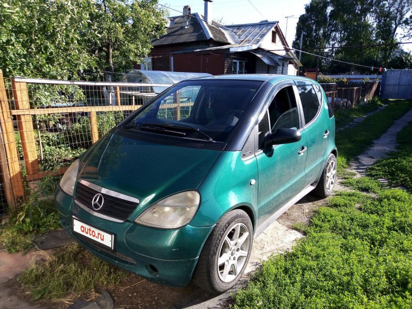 Мерседес а140 2000