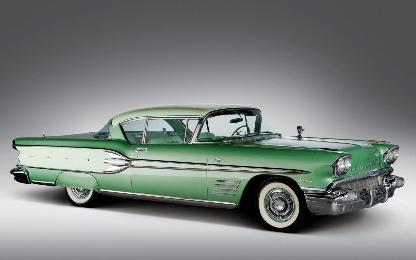 Понтиак Бонневиль