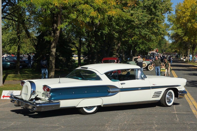 Pontiac bonneville hardtop 1958