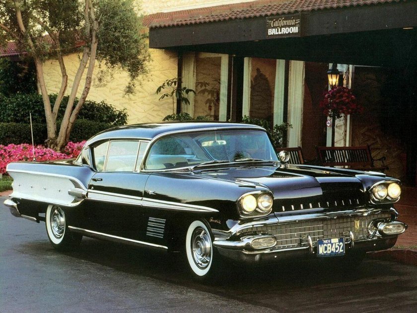 Понтиак Бонневиль