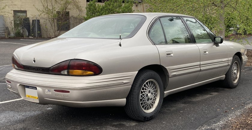 Понтиак бонневиль 1995