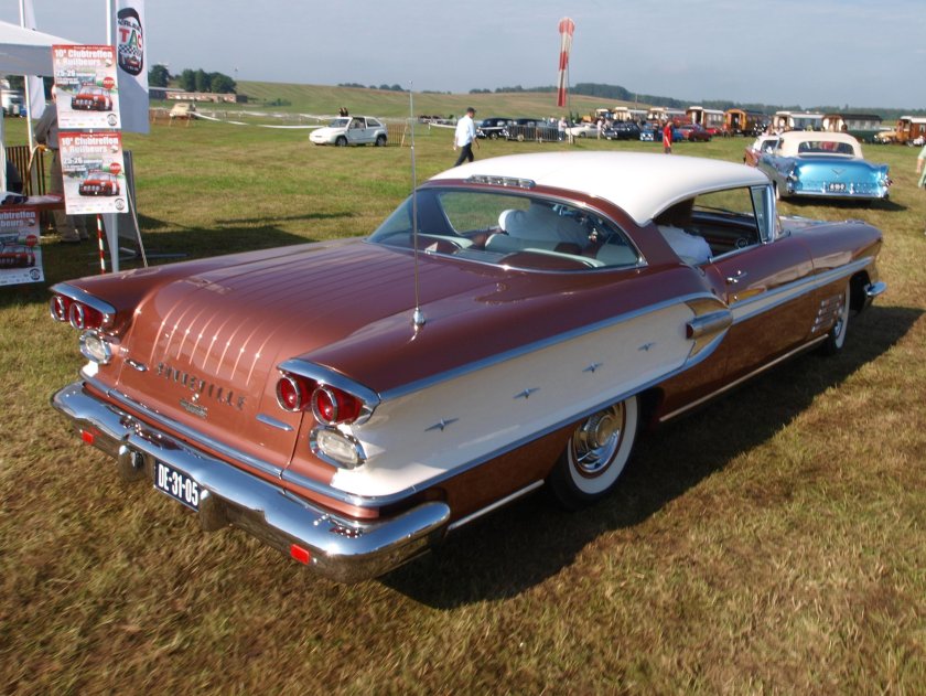 Понтиак Бонневиль 1958