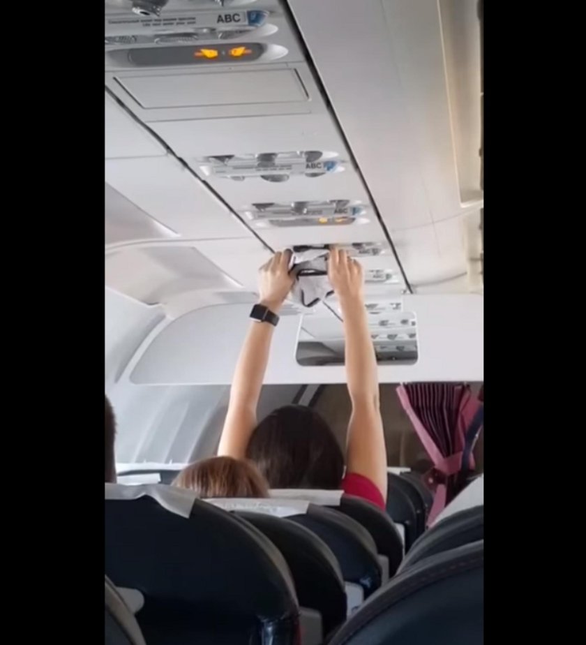 Зарядка в самолете