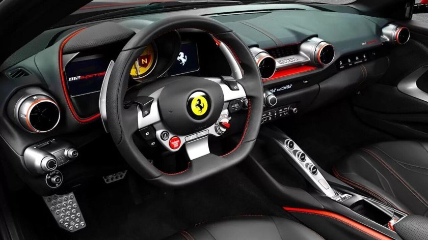 Феррари 812 Суперфаст