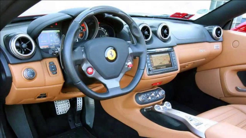Феррари Калифорния салон