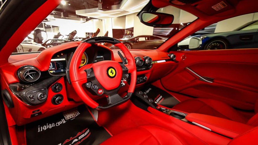 Феррари ф12 Берлинетта салон