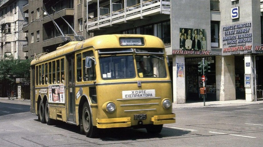 Старый троллейбус