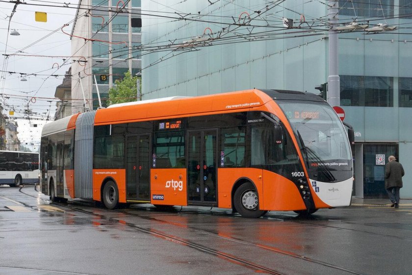 Van Hool троллейбус