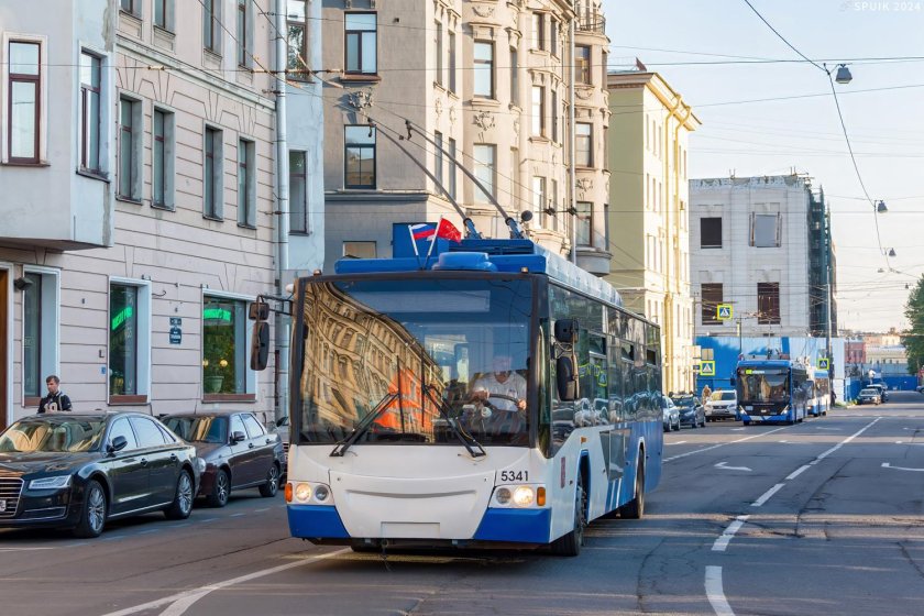 Saint petersburg trolleybus