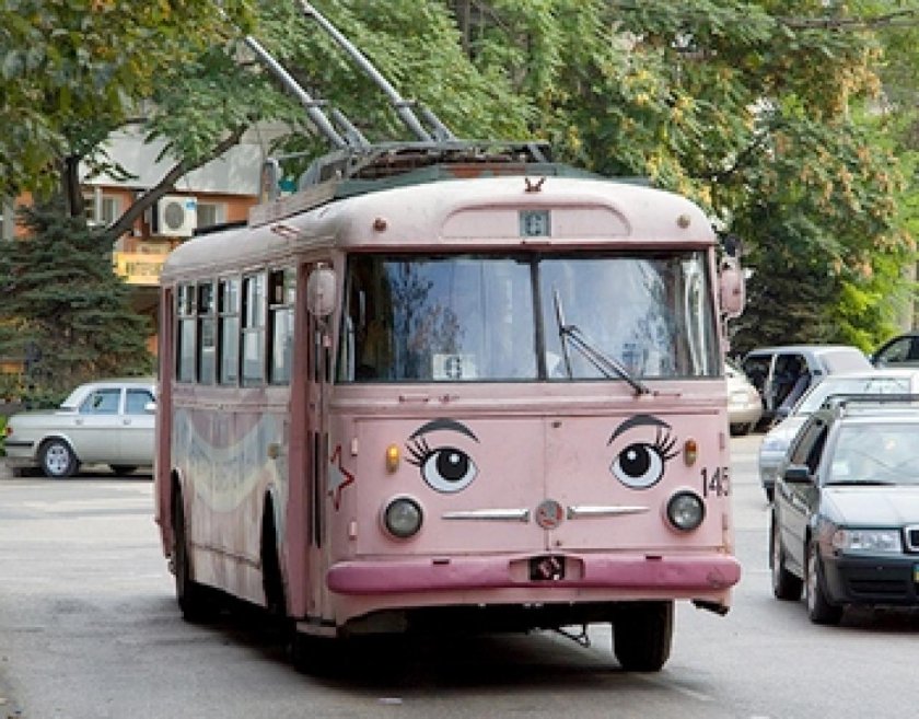 Смешной троллейбус