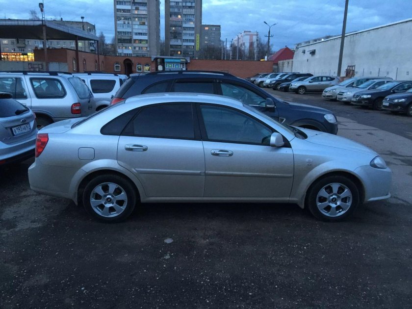 Chevrolet lacetti 2009 седан