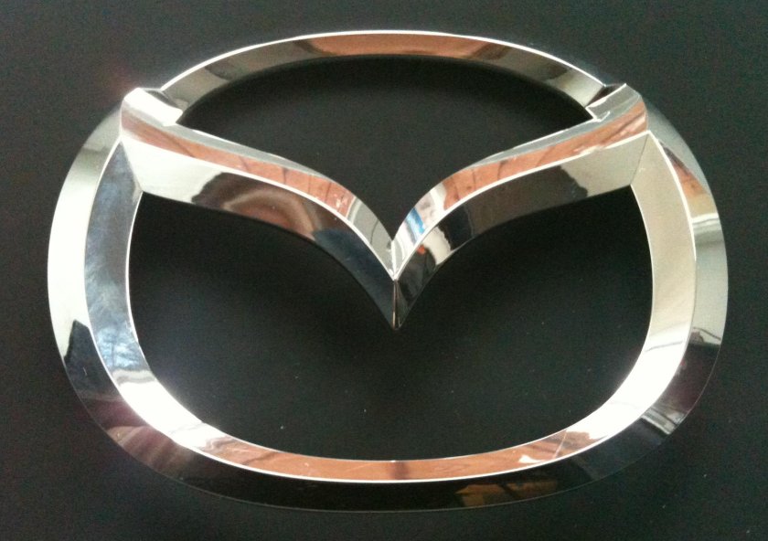 Значок Мазда 626