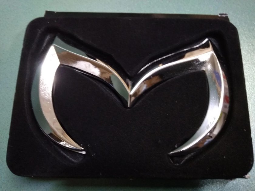 Значок Мазда