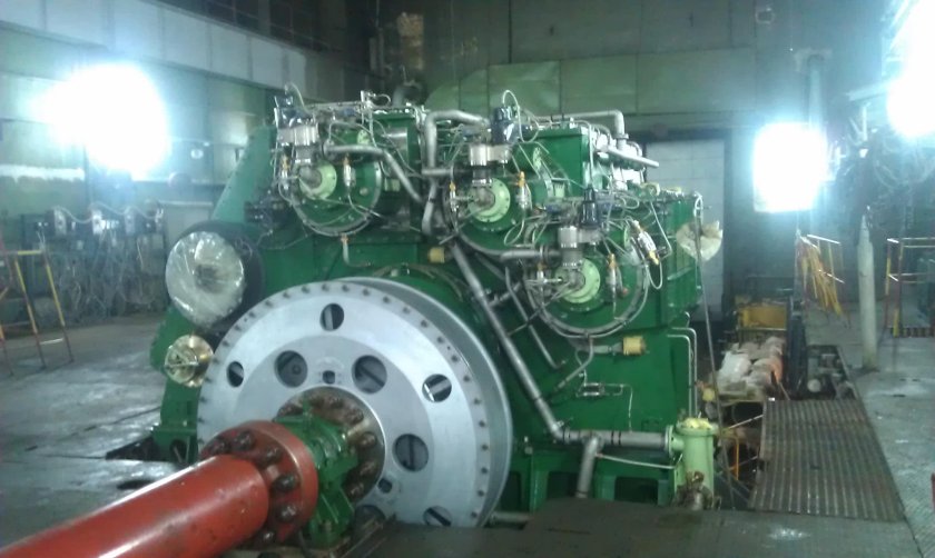 Морской дизель-газотурбинный агрегат м55р