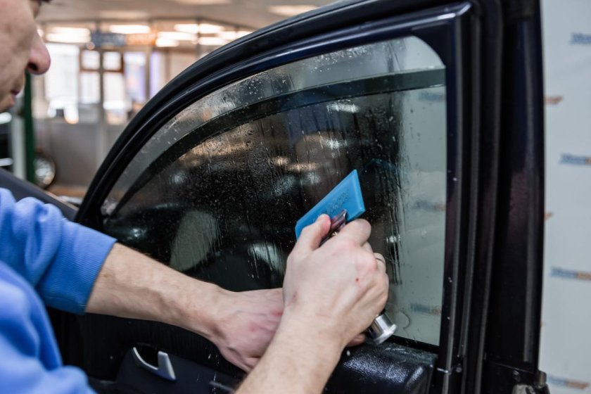 Тонировка стекол автомобиля