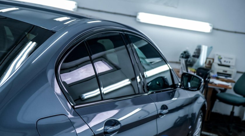 Тонирование стекол авто