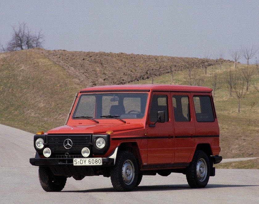 Mercedes-Benz g-class w460