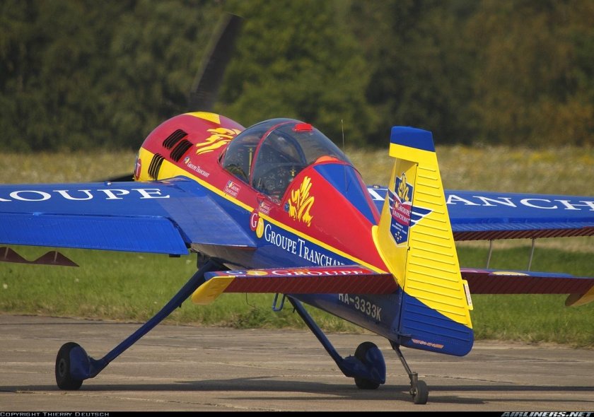 Yak 54