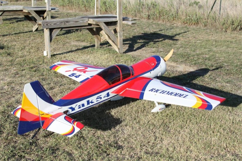 RC 3w Yak-54