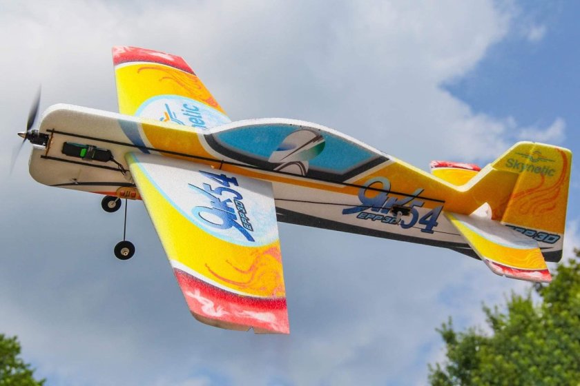 Радиоуправляемый самолет epp sakura