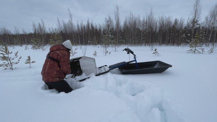 Толкач по глубокому снегу