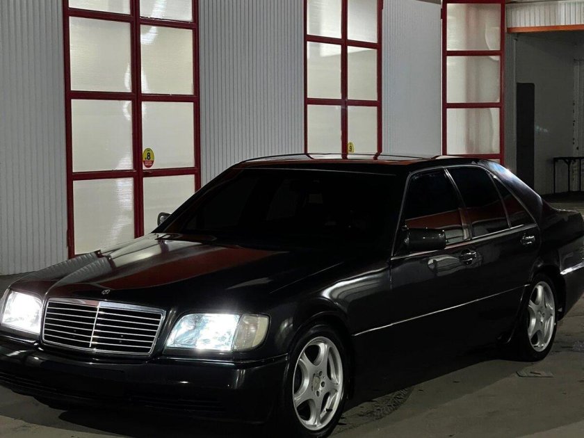 Mercedes benz s 600 w 140
