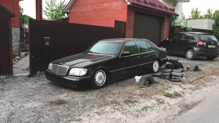 Mercedes-Benz w140