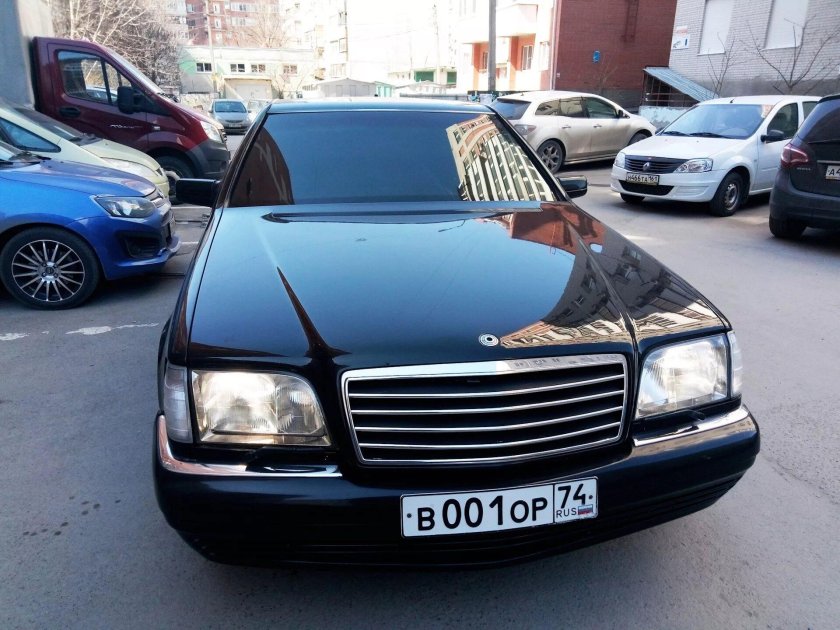 Мерседес 140 тонированный