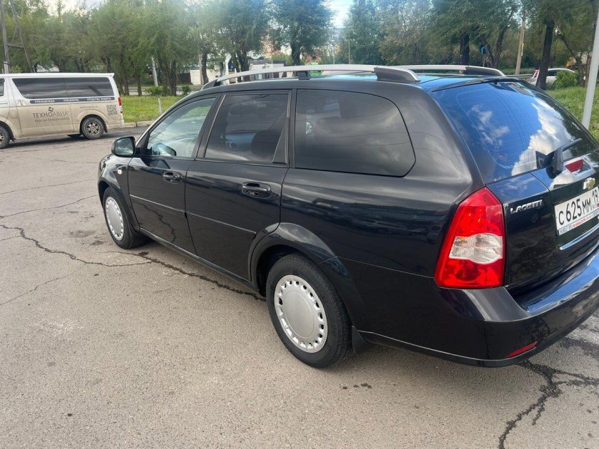 Chevrolet lacetti универсал