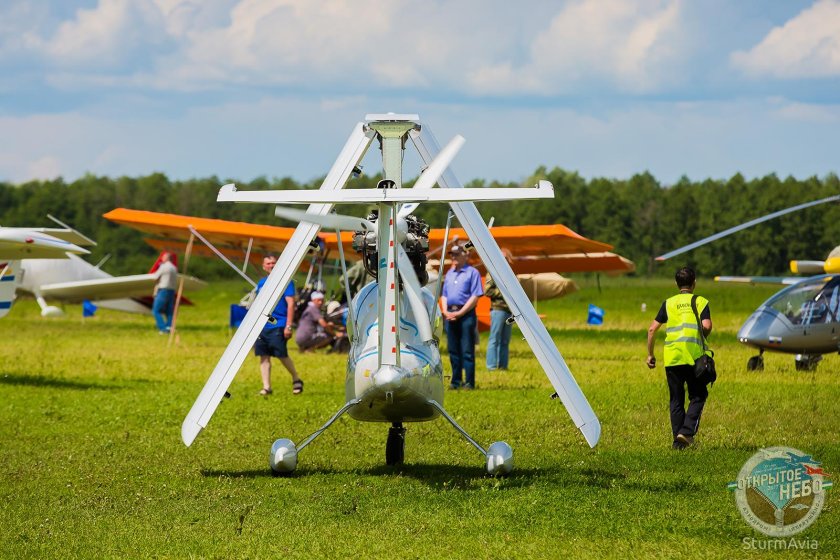 Самолет Сигма 4