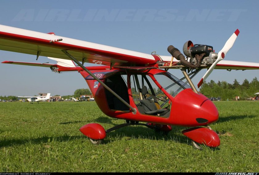 Сверхлегкий мотопланер Шмель