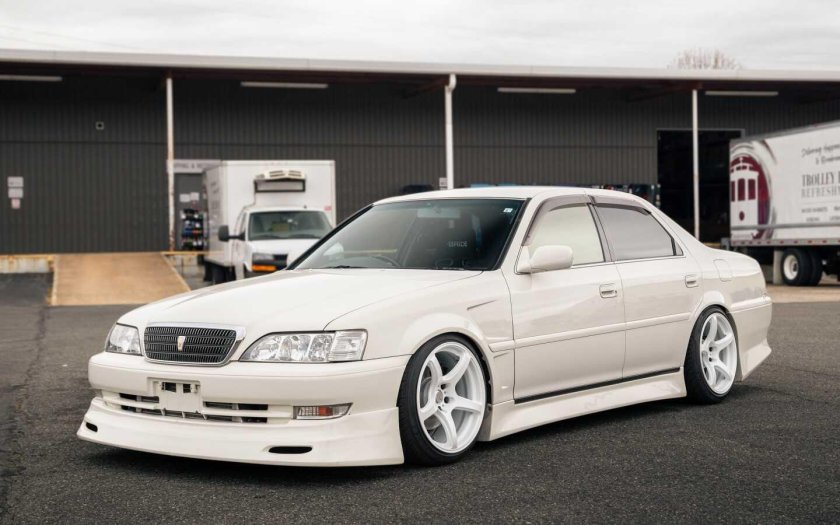Toyota cresta jzx 100